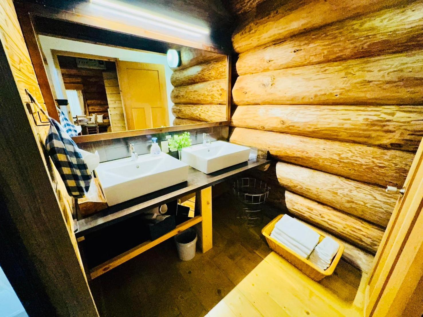 Отель Yufuin Log House No Yado Tom Sawyer Экстерьер фото