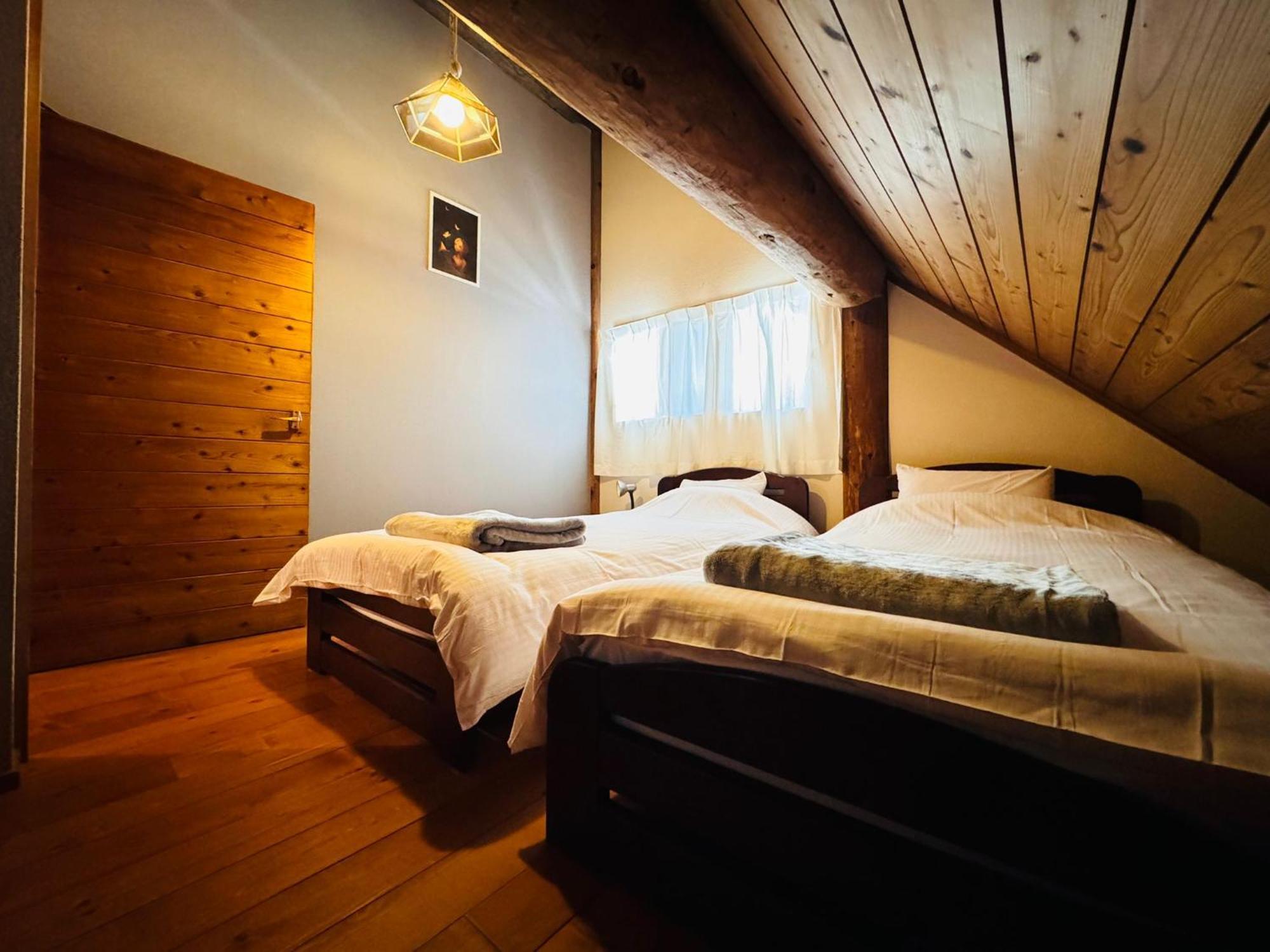 Отель Yufuin Log House No Yado Tom Sawyer Экстерьер фото